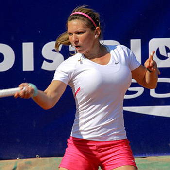 How Large Breasts In Female Athletes Cause Major Back Pain